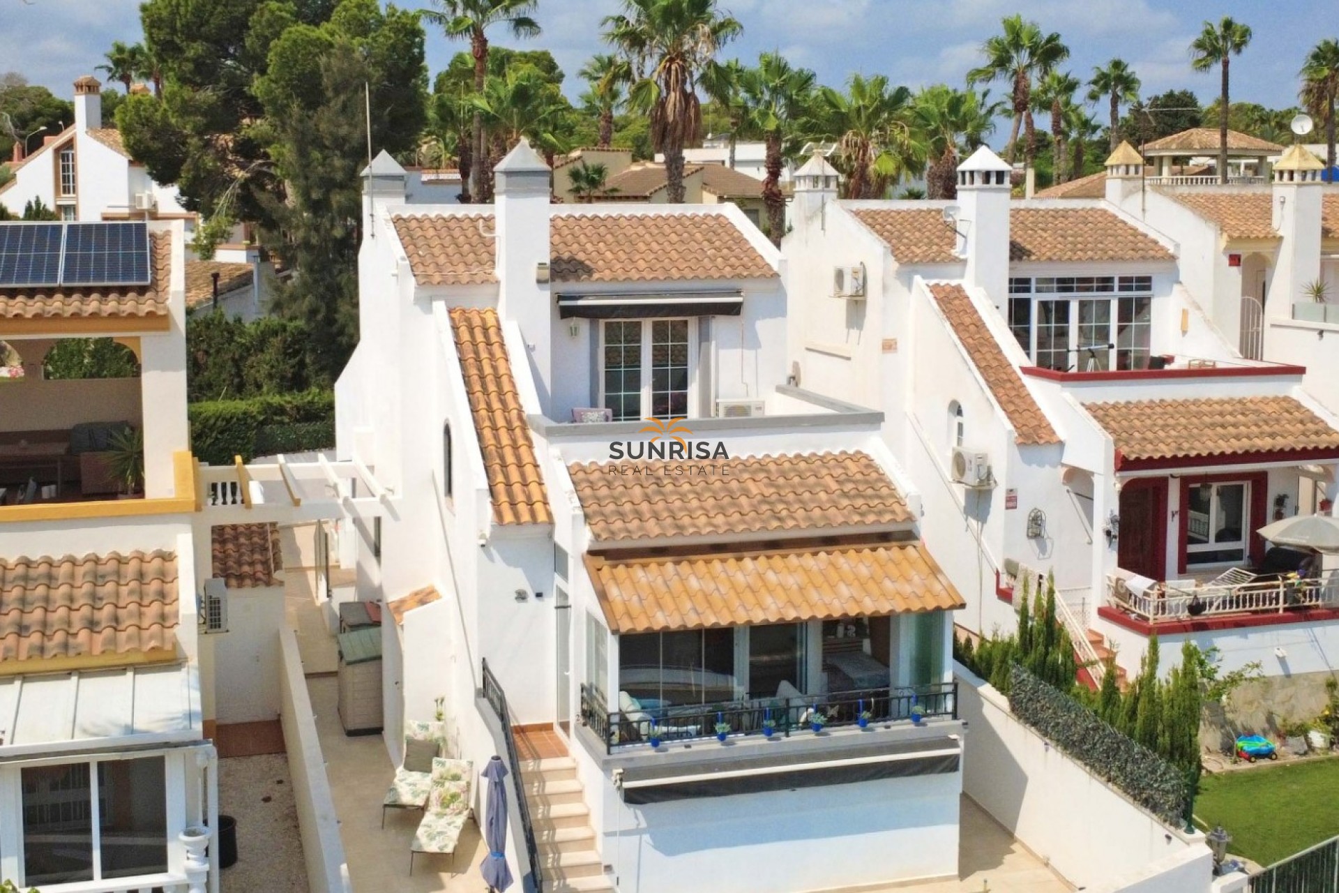 Resale - Villa - Orihuela Costa