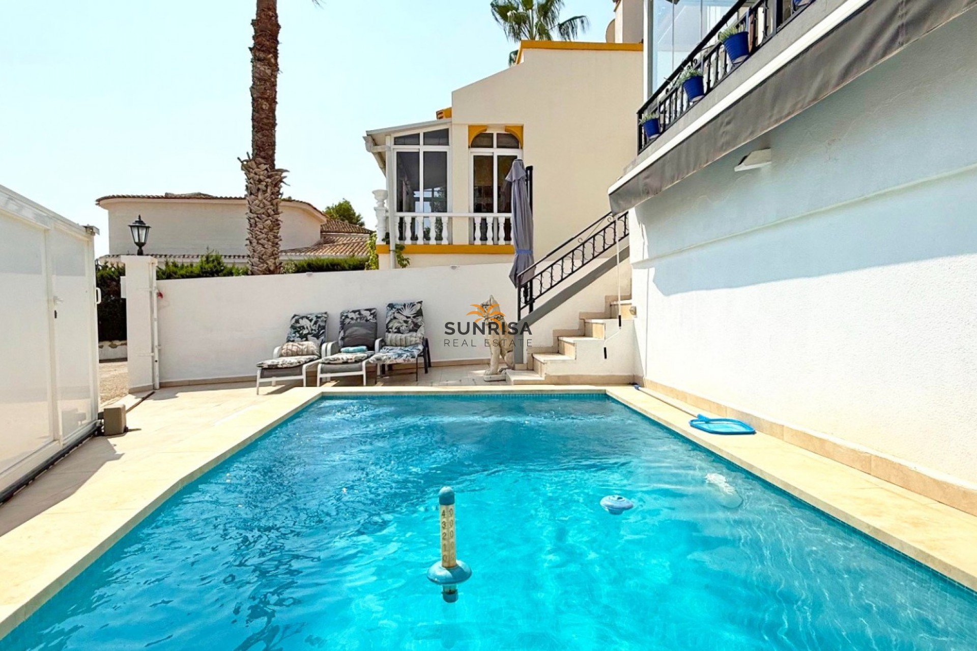 Resale - Villa - Orihuela Costa