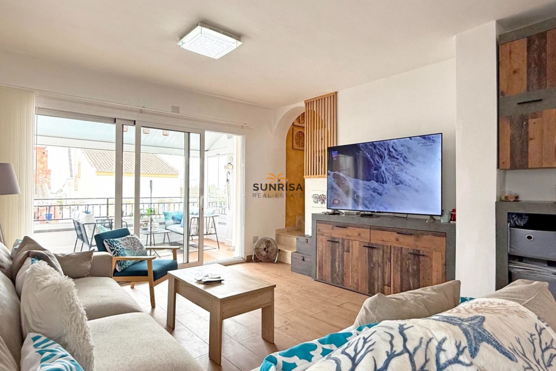 Resale - Villa - Orihuela Costa