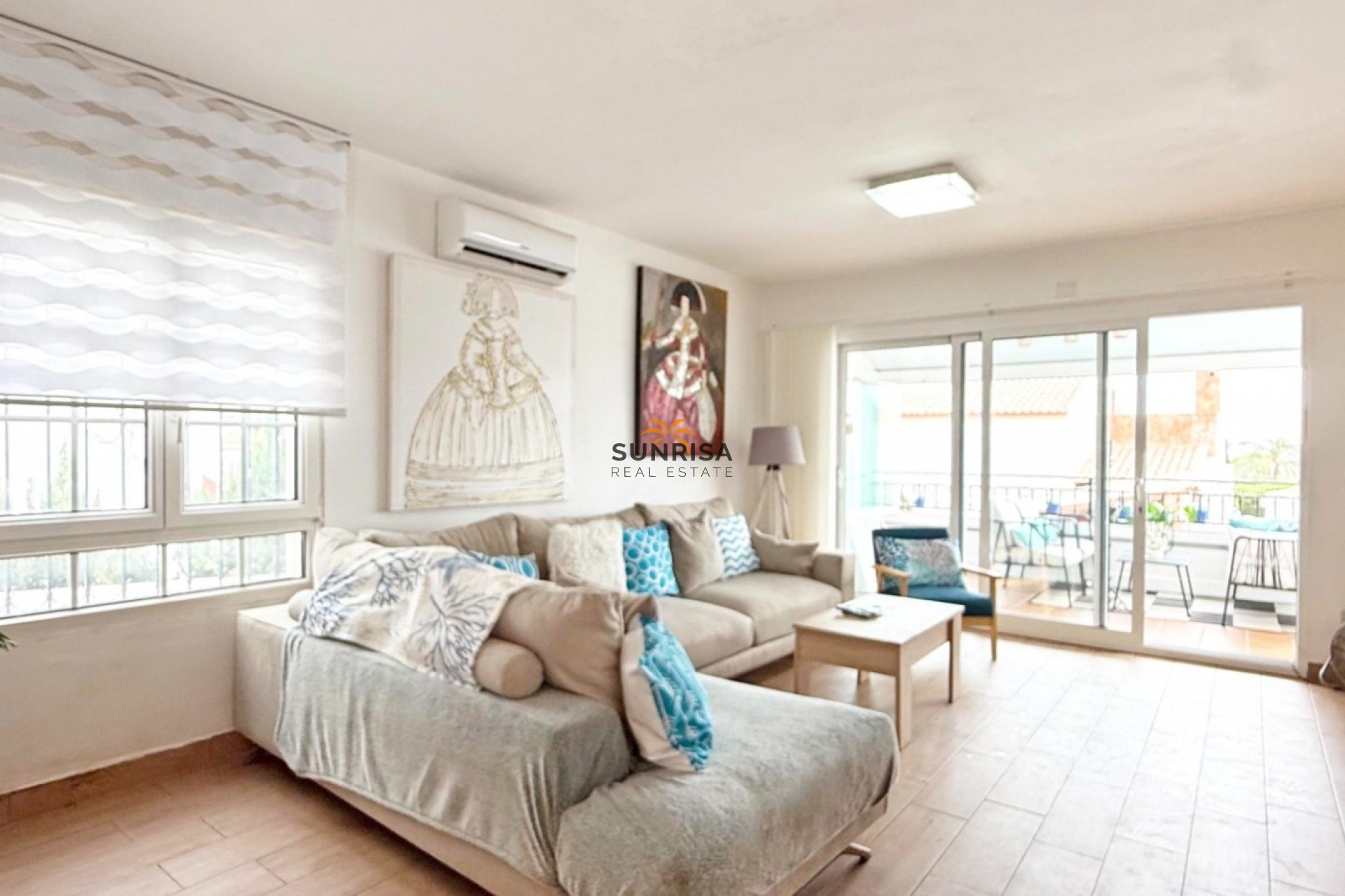 Resale - Villa - Orihuela Costa