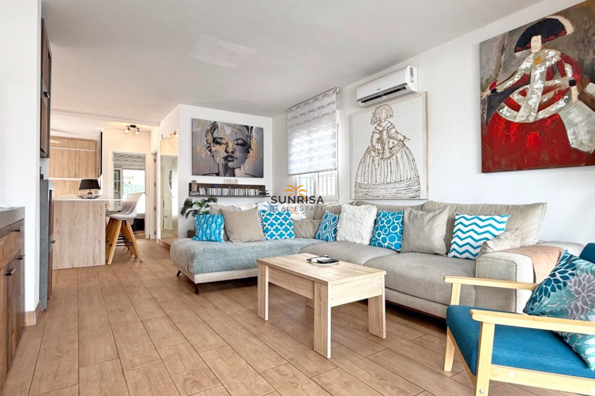 Resale - Villa - Orihuela Costa