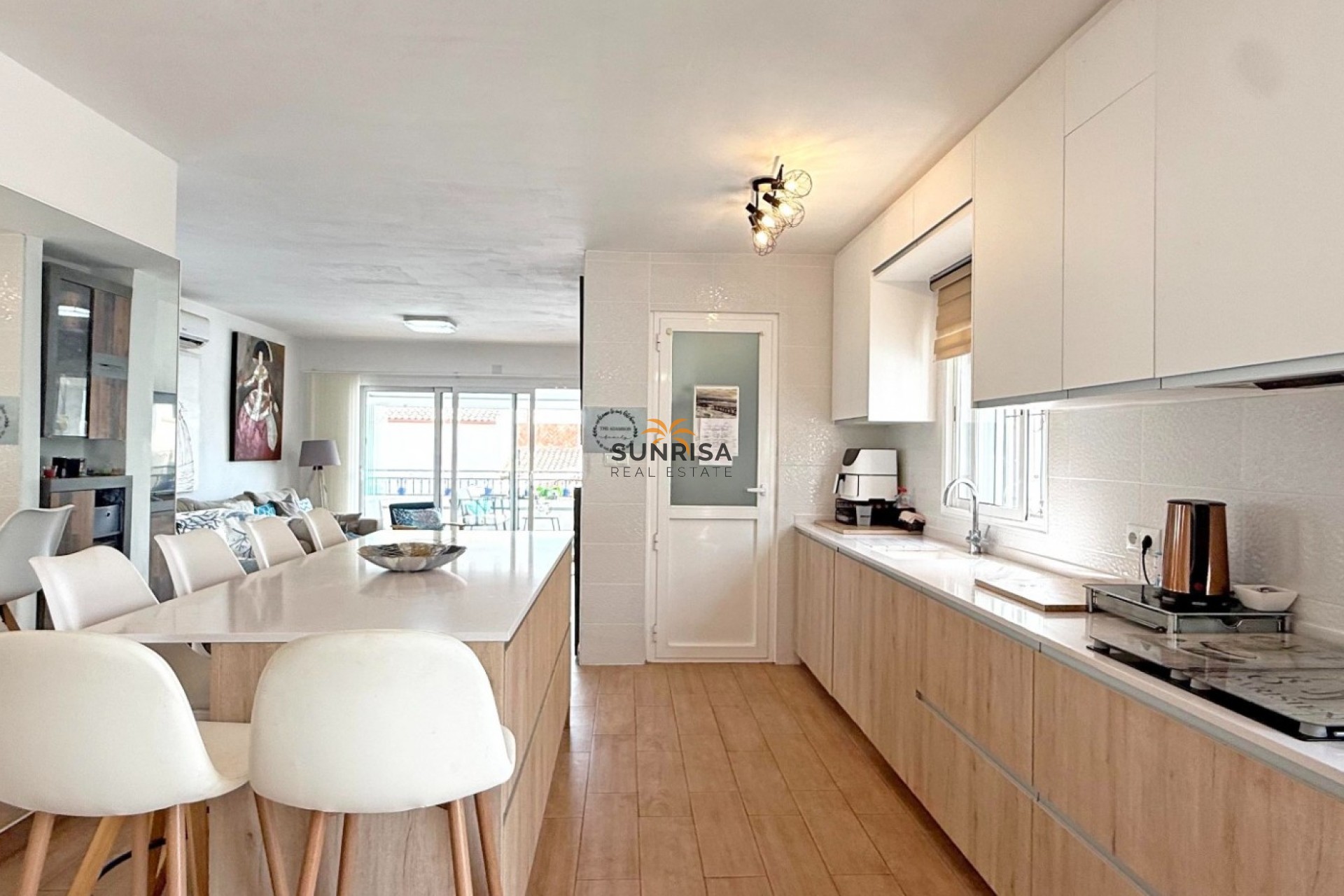 Resale - Villa - Orihuela Costa
