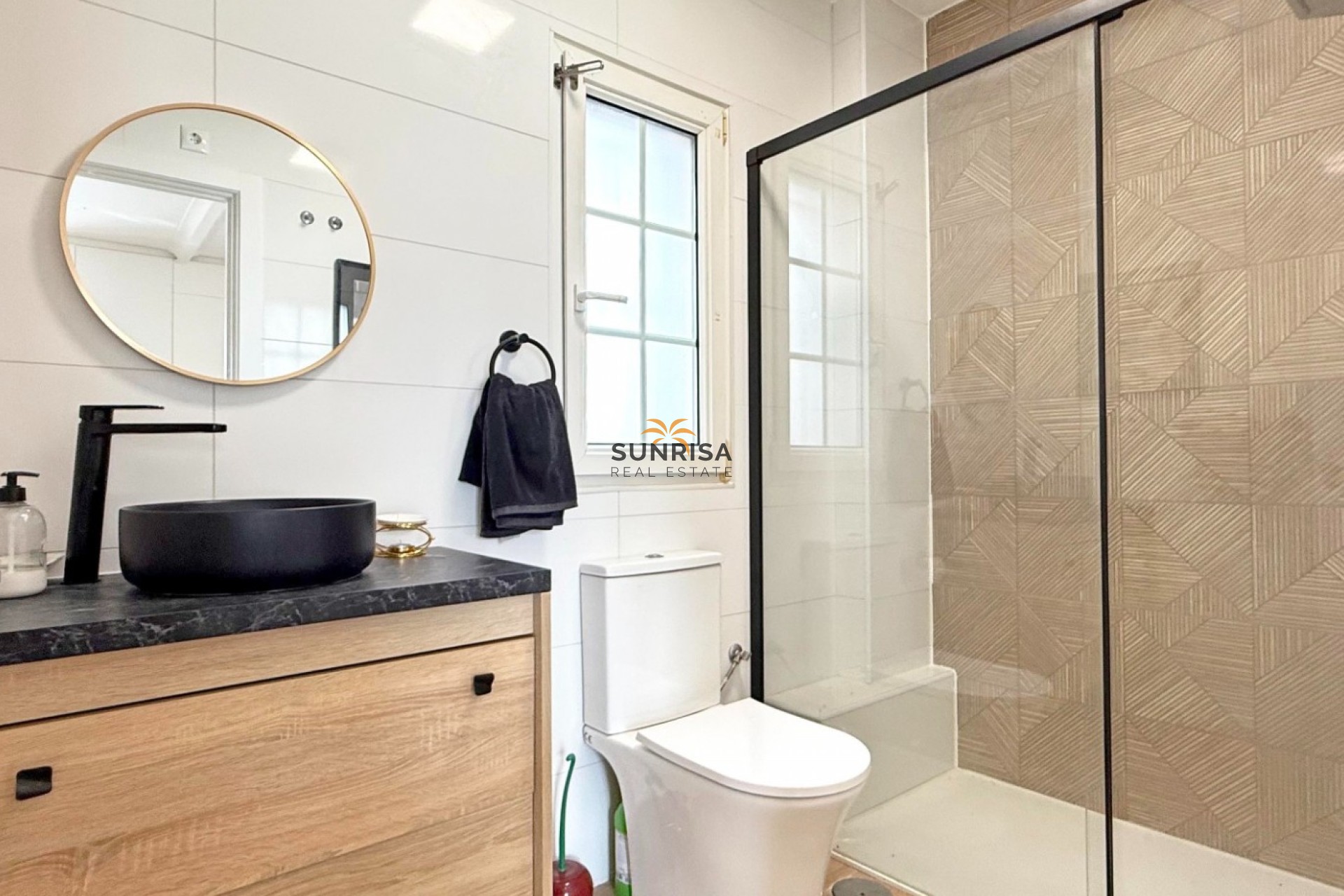 Resale - Villa - Orihuela Costa
