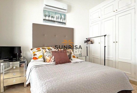 Villa · Reventa - Orihuela Costa · Villamartín · Alicante · España