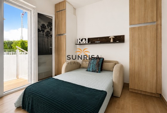 Villa · Reventa - Orihuela Costa · Villamartín · Alicante · España