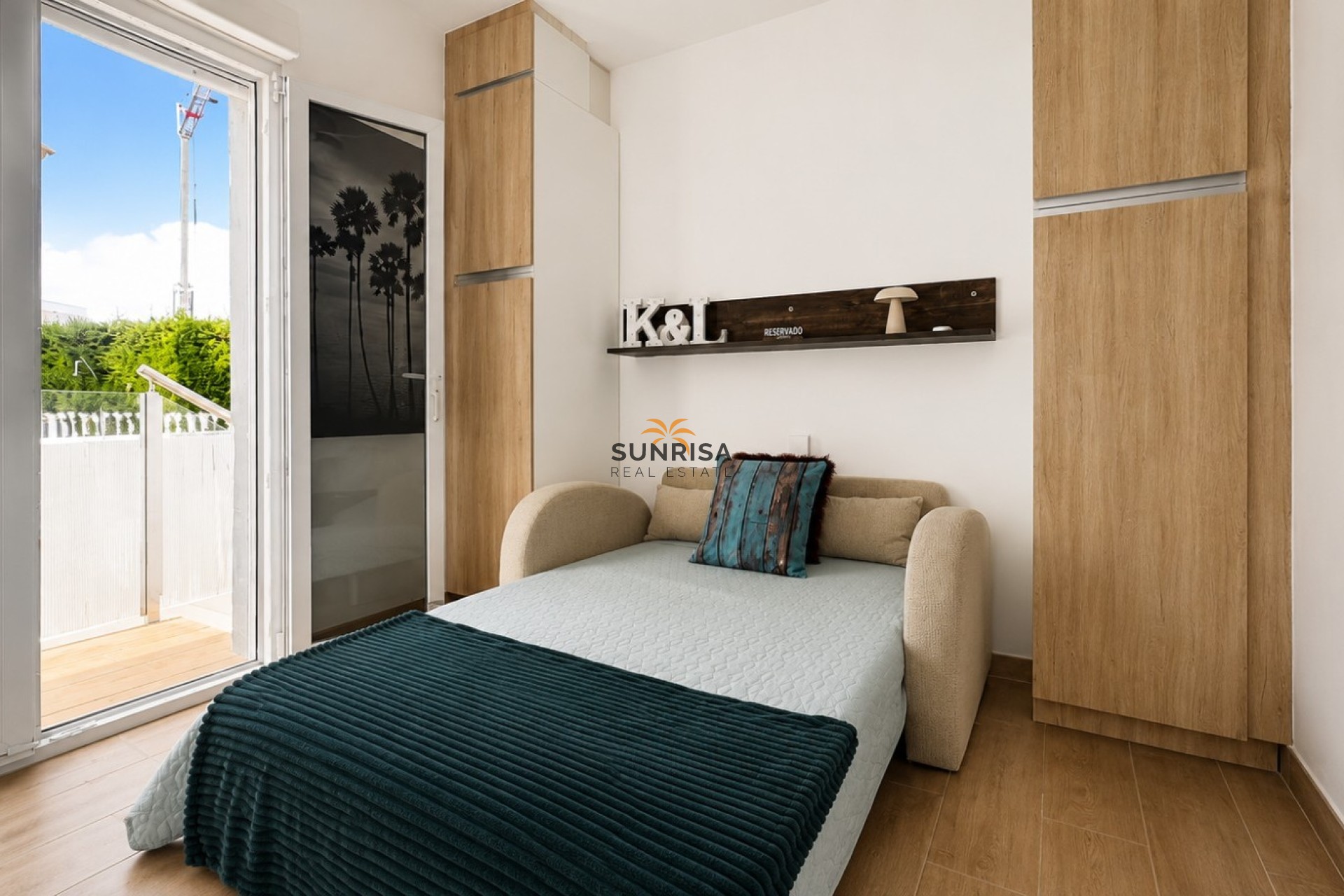Resale - Villa - Orihuela Costa
