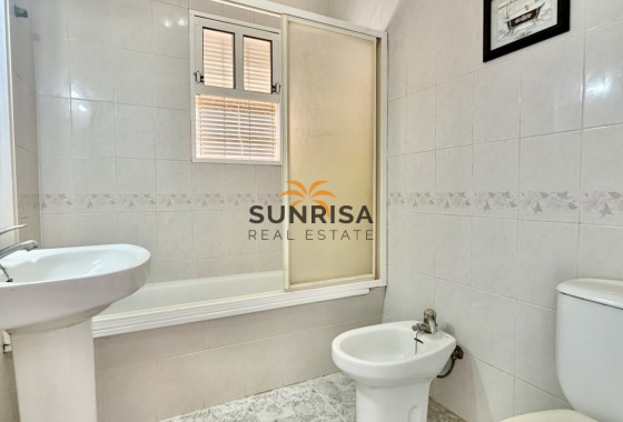 Apartamento · Reventa - Orihuela Costa · Playa Flamenca · Alicante · España