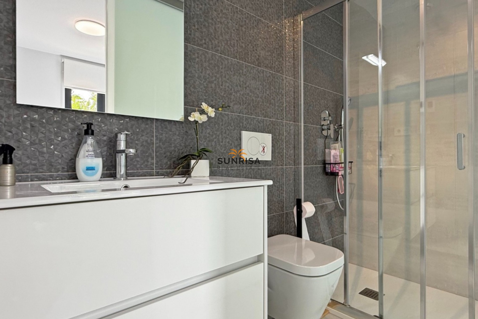 Resale - Apartment - Orihuela Costa