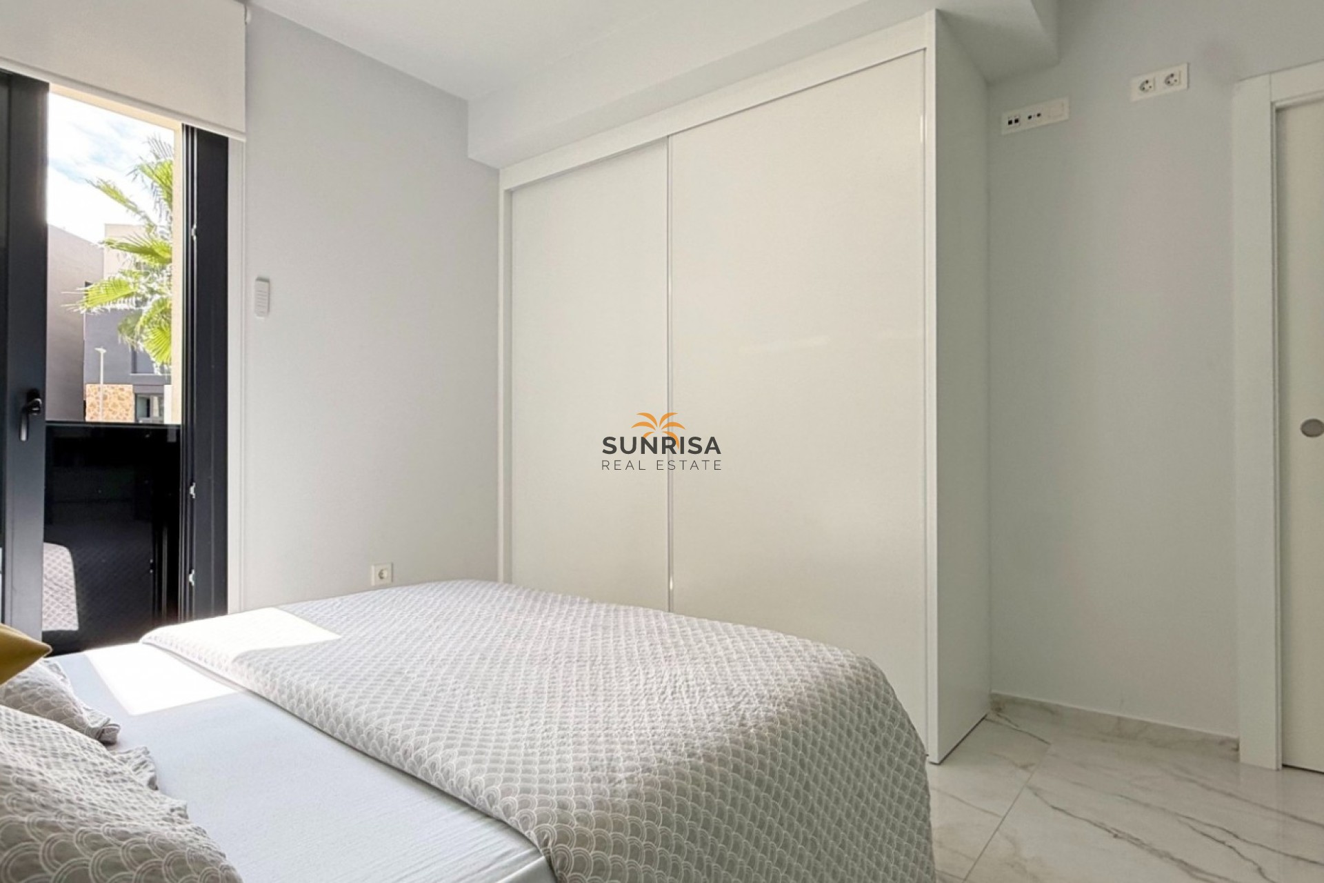 Resale - Apartment - Orihuela Costa