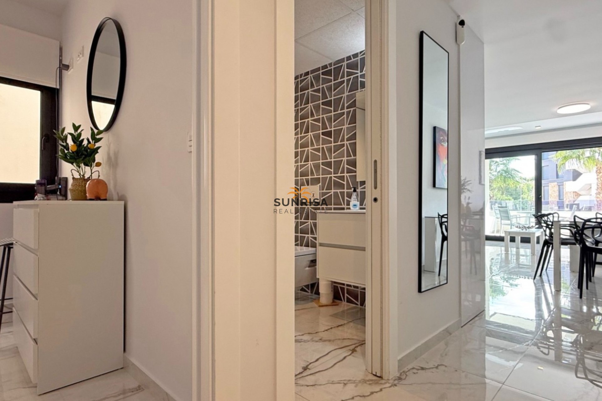 Resale - Apartment - Orihuela Costa