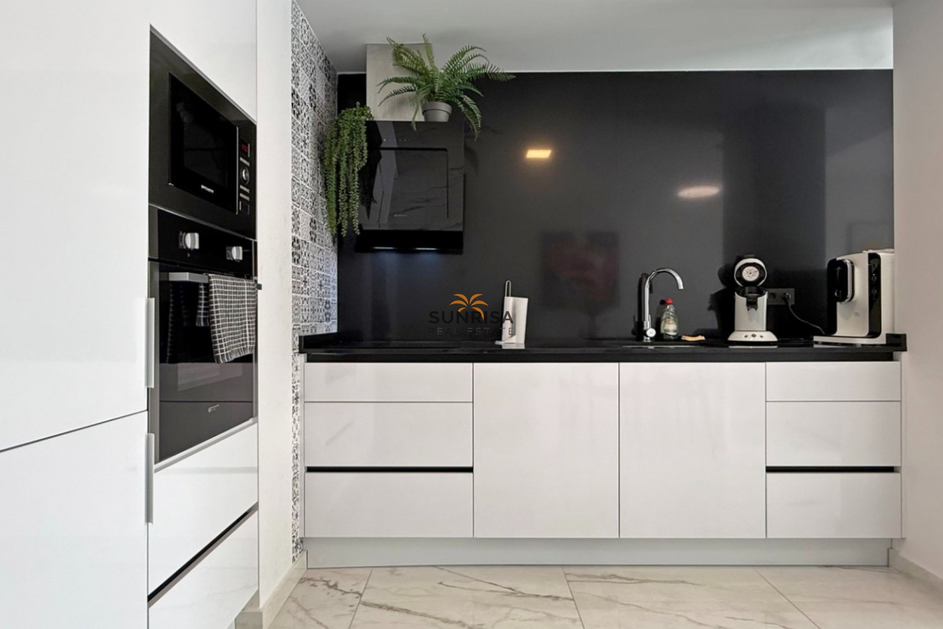 Resale - Apartment - Orihuela Costa