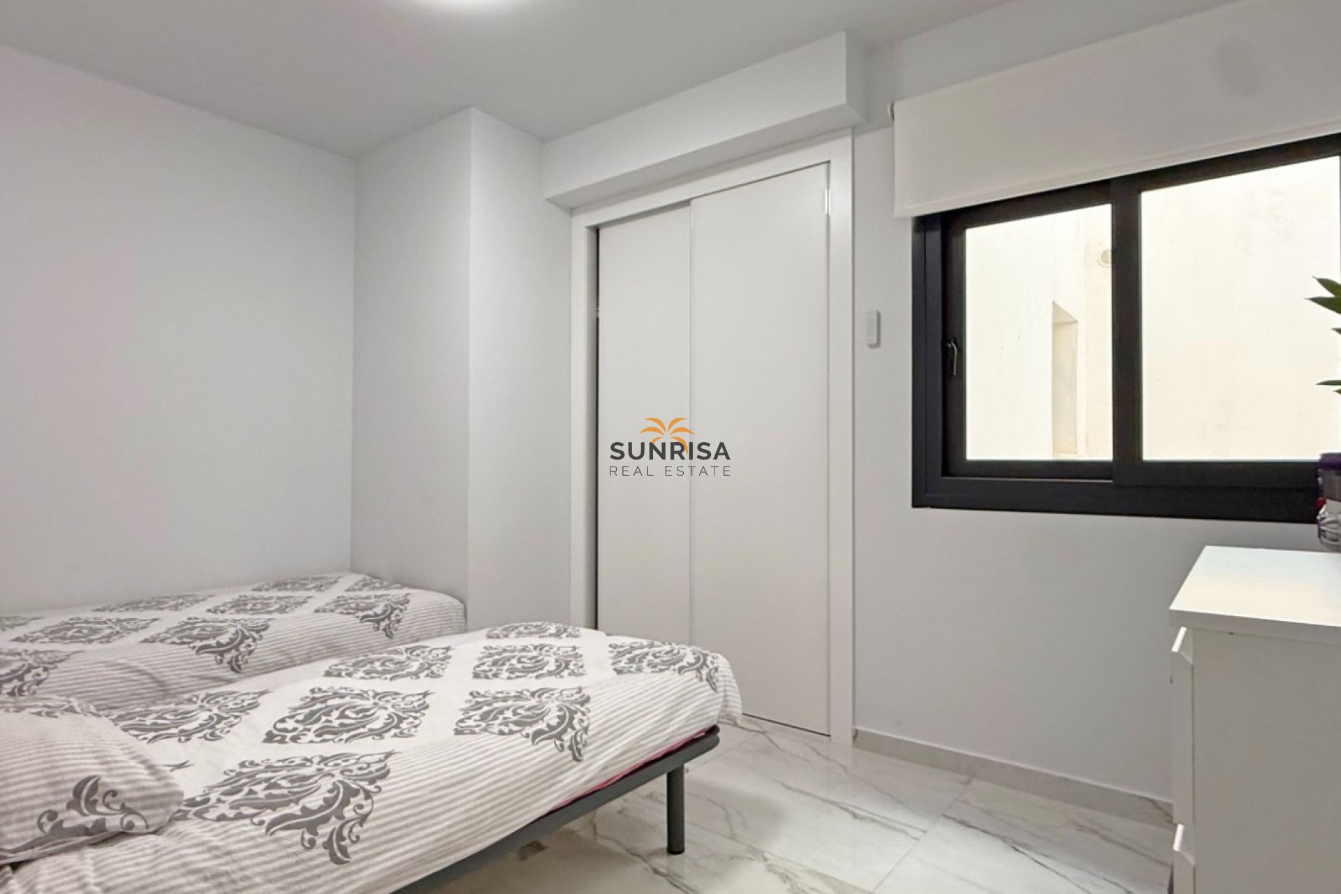Resale - Apartment - Orihuela Costa