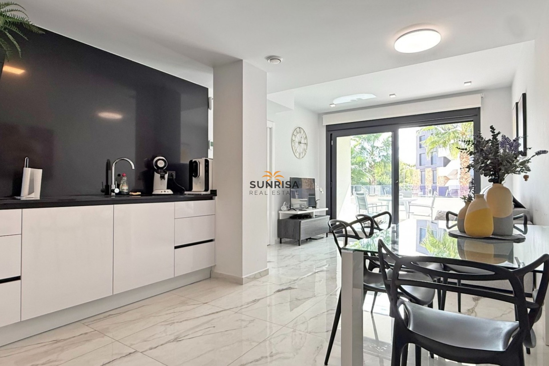Resale - Apartment - Orihuela Costa