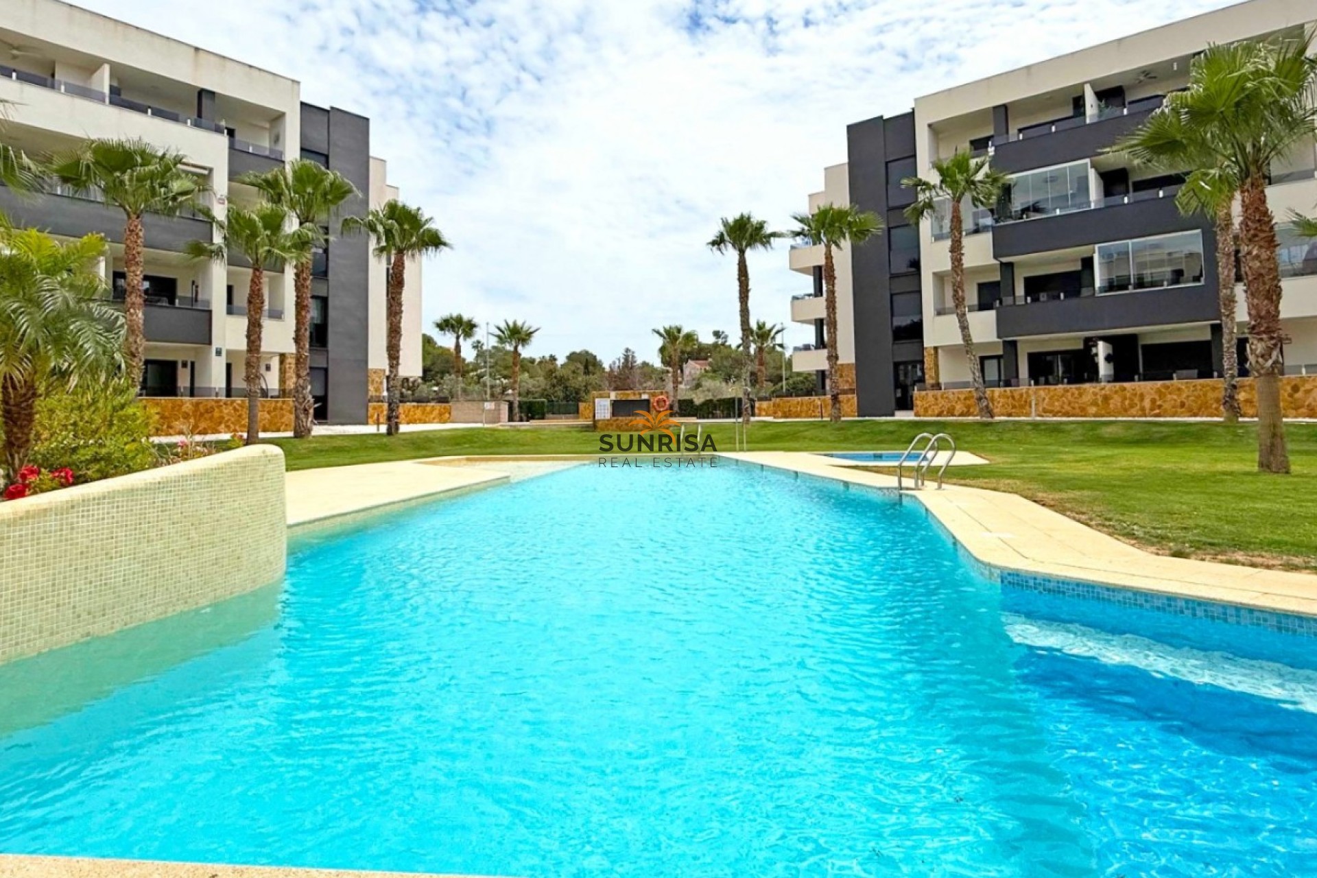 Resale - Apartment - Orihuela Costa