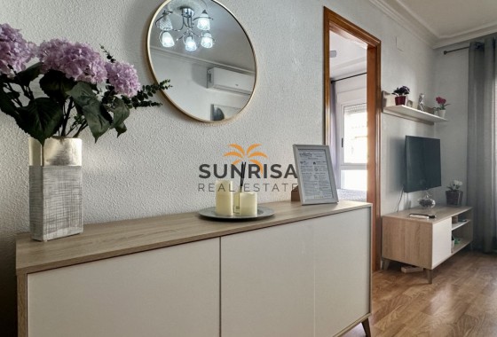 Appartement · Herverkoop - Torrevieja · Centro · Alicante · Spanje