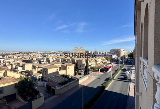 Appartement · Herverkoop - Torrevieja · Centro · Alicante · Spanje