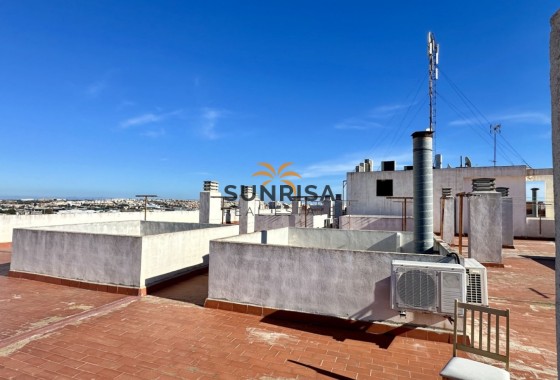 Appartement · Herverkoop - Torrevieja · Centro · Alicante · Spanje