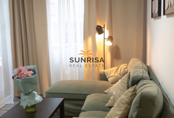 Appartement · Herverkoop - Torrevieja · Centro · Alicante · Spanje