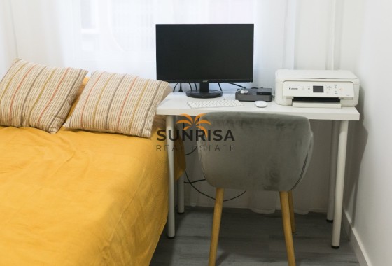 Appartement · Herverkoop - Torrevieja · Centro · Alicante · Spanje