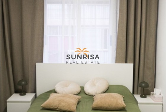 Appartement · Herverkoop - Torrevieja · Centro · Alicante · Spanje