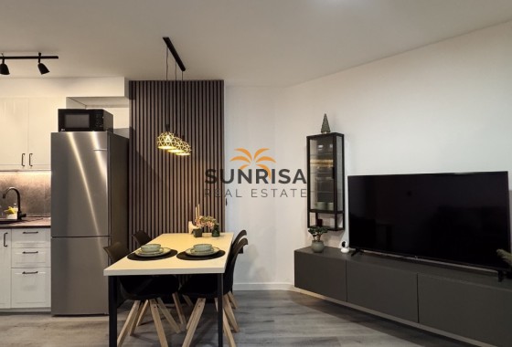 Appartement · Herverkoop - Torrevieja · Centro · Alicante · Spanje