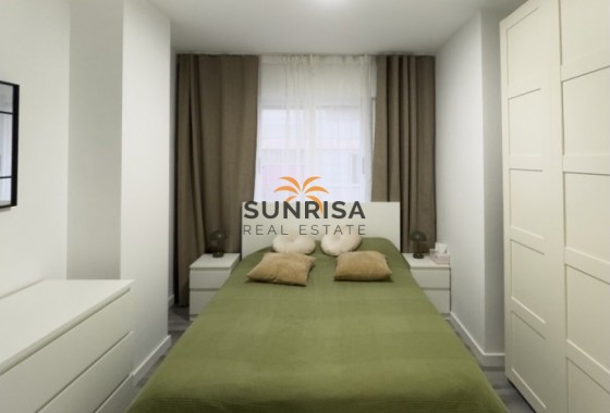 Appartement · Herverkoop - Torrevieja · Centro · Alicante · Spanje