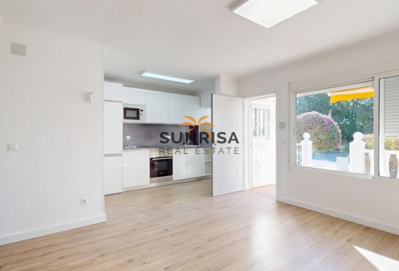 Appartement · Herverkoop - Orihuela Costa · Villamartín · Alicante · Spanje