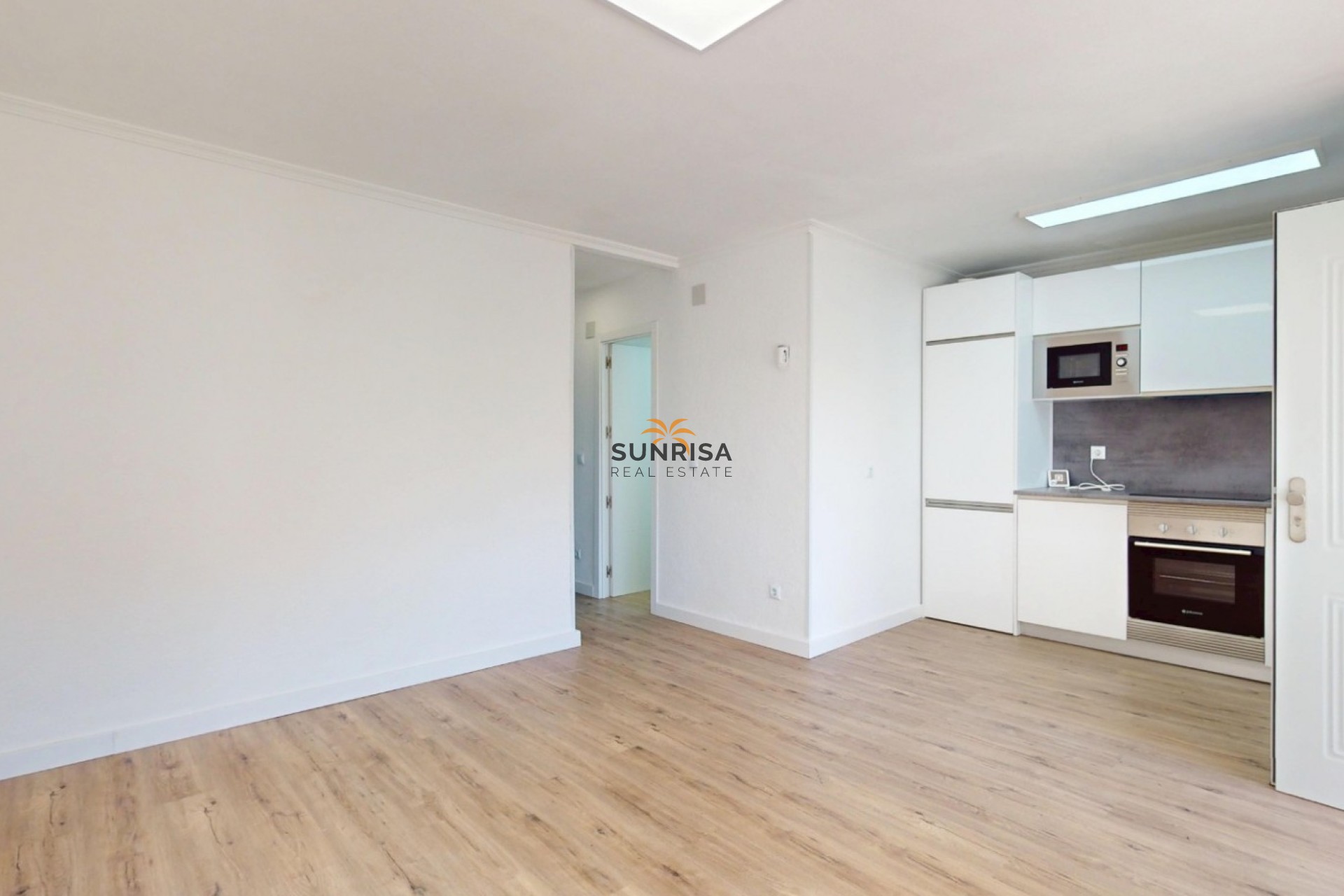 Resale - Apartment - Orihuela Costa