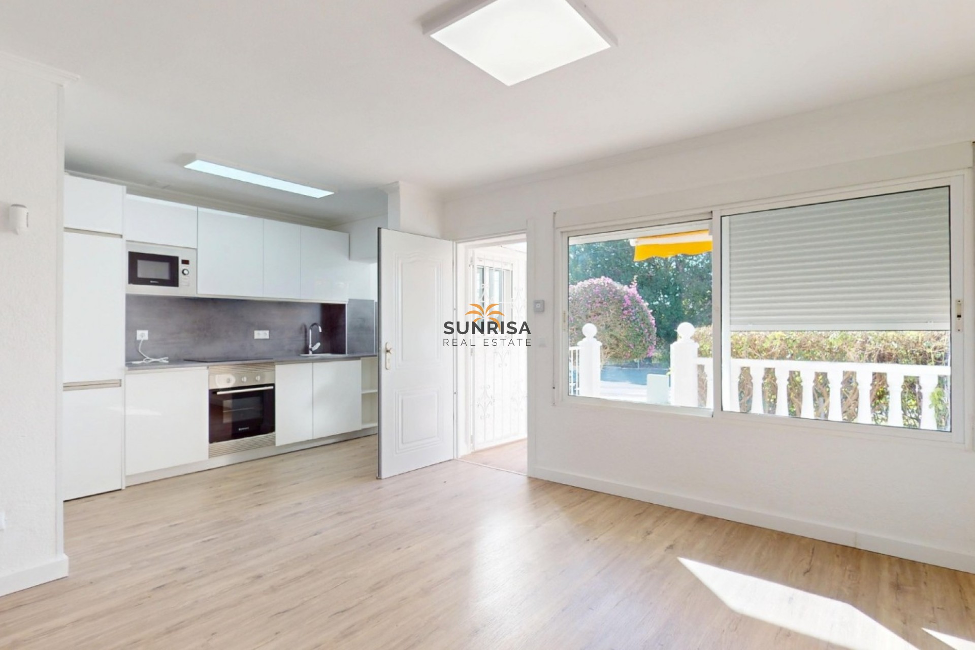 Resale - Apartment - Orihuela Costa