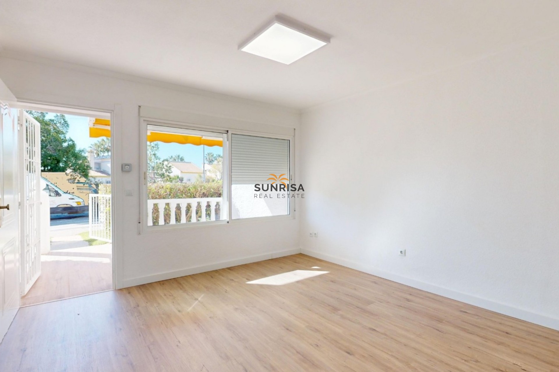 Resale - Apartment - Orihuela Costa