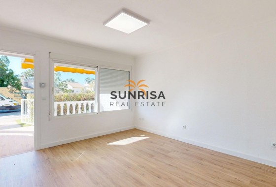 Appartement · Herverkoop - Orihuela Costa · Villamartín · Alicante · Spanje