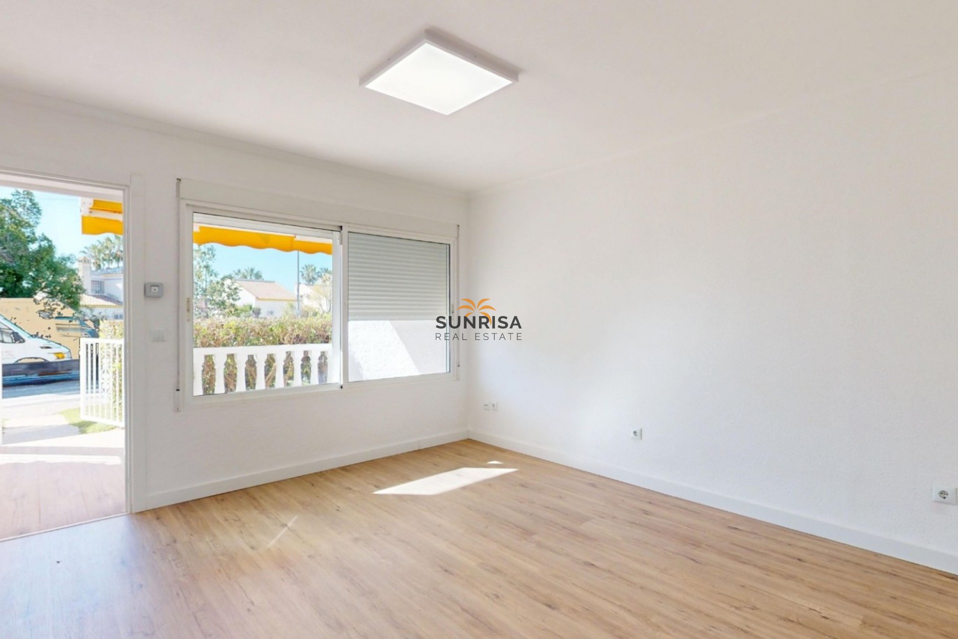 Resale - Apartment - Orihuela Costa