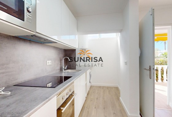 Appartement · Herverkoop - Orihuela Costa · Villamartín · Alicante · Spanje