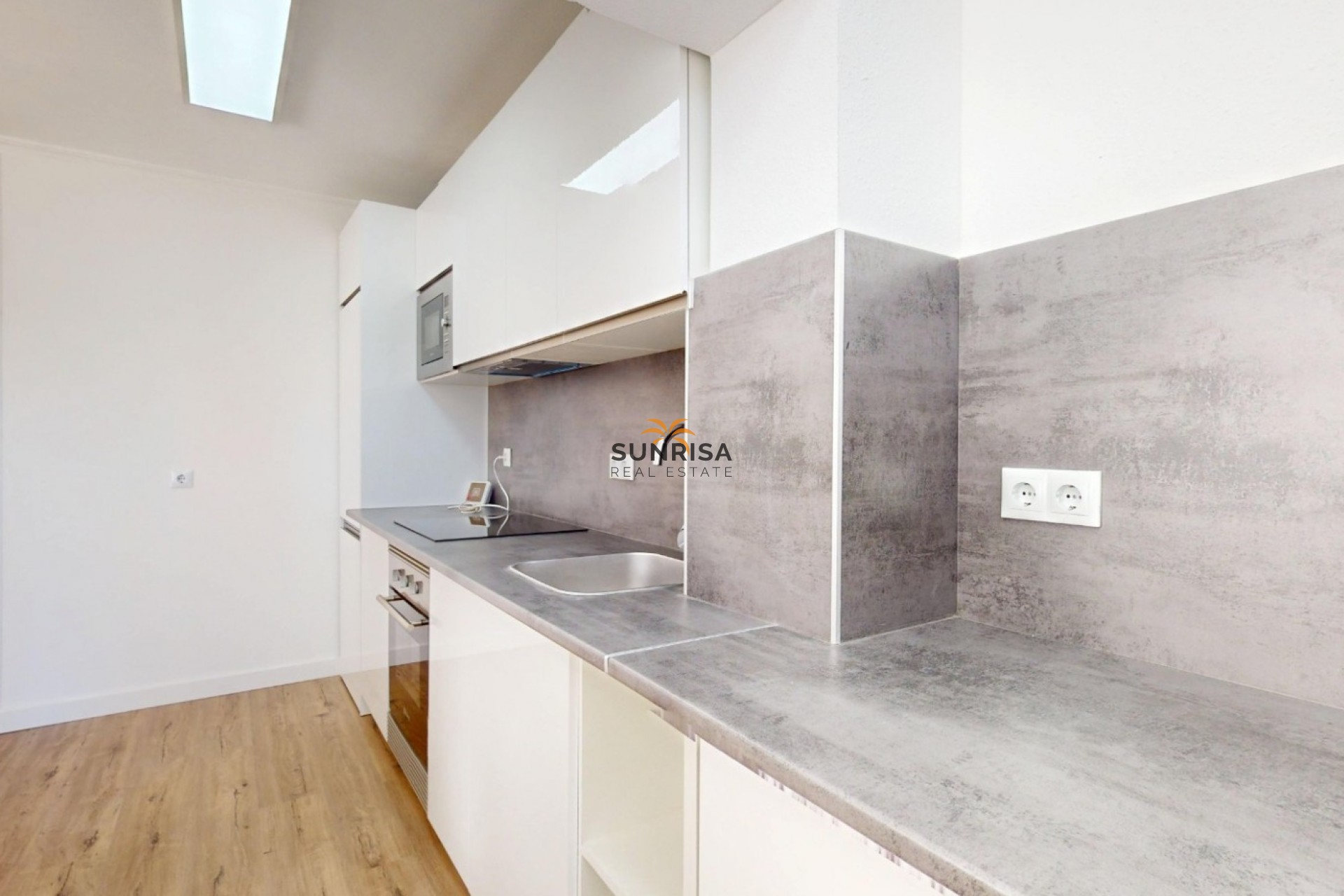 Resale - Apartment - Orihuela Costa
