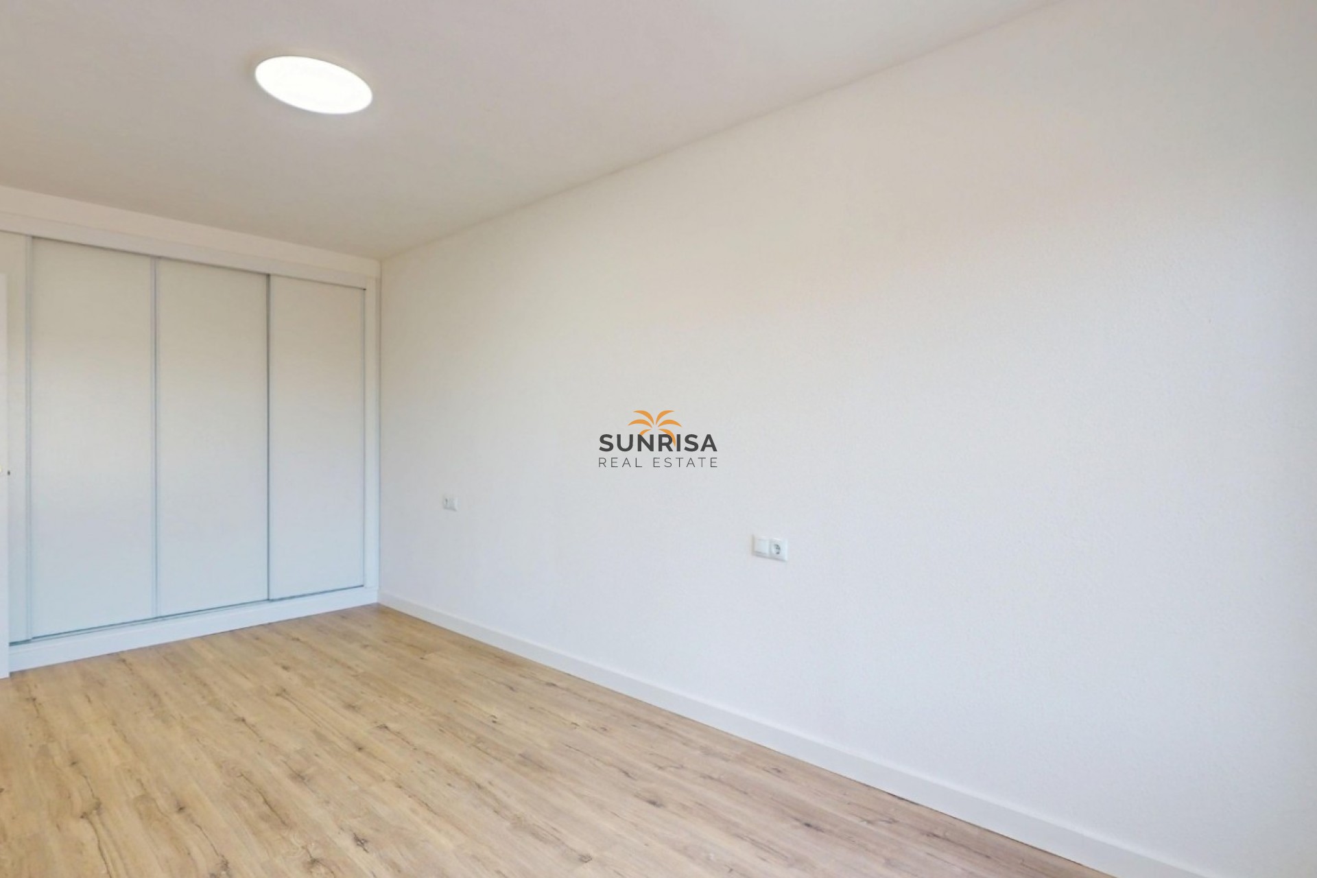 Resale - Apartment - Orihuela Costa