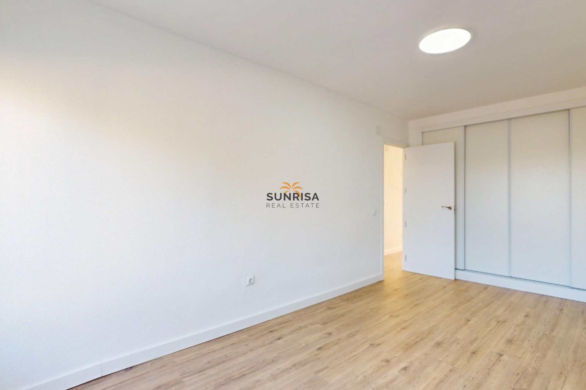 Resale - Apartment - Orihuela Costa