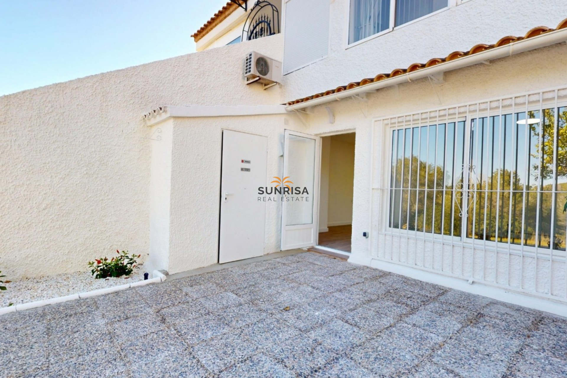 Resale - Apartment - Orihuela Costa