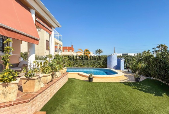 Villa · Resale - Torrevieja · Torrelamata - La Mata · Alicante · Spain