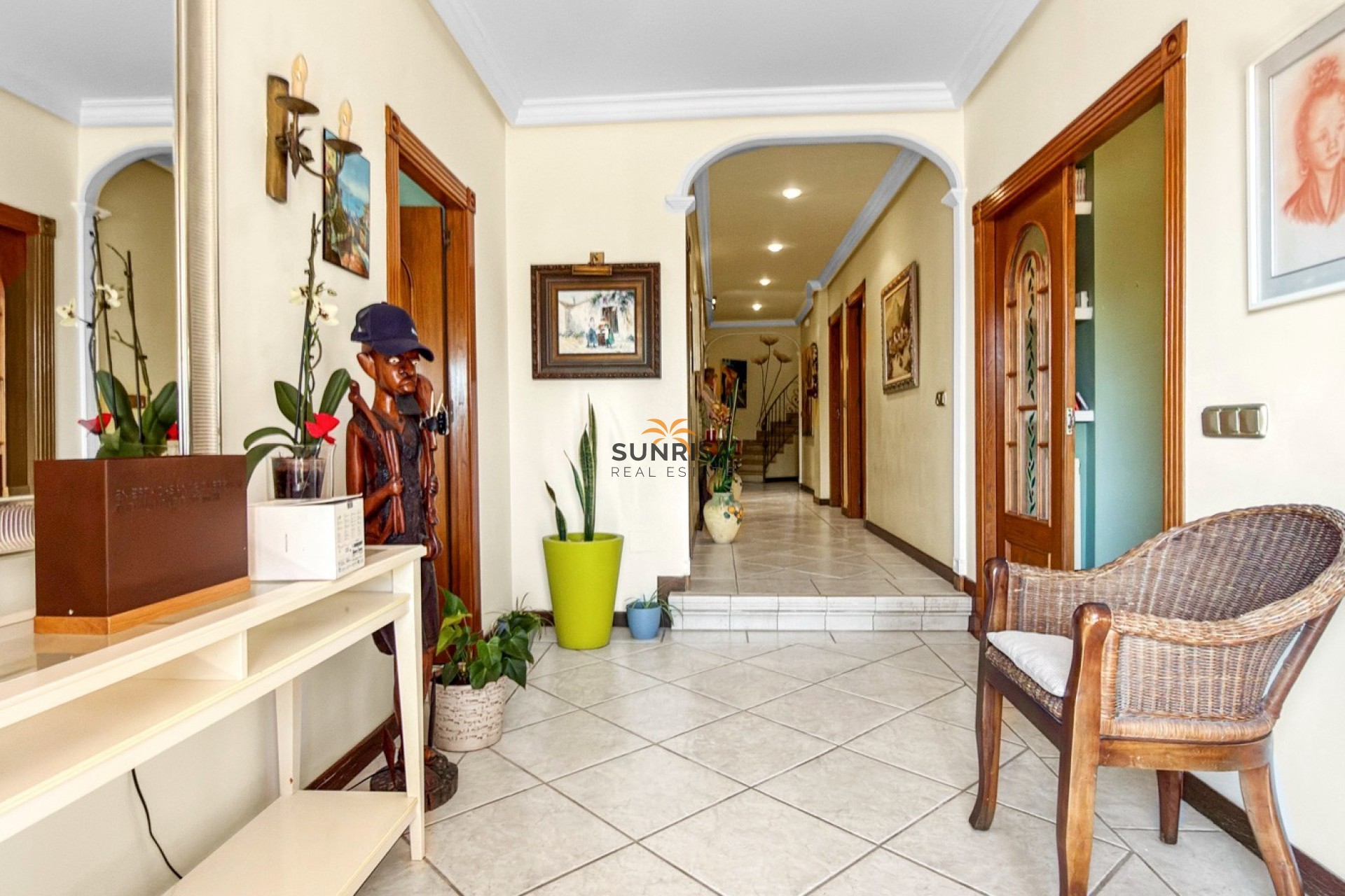 Resale - Villa - Torrevieja