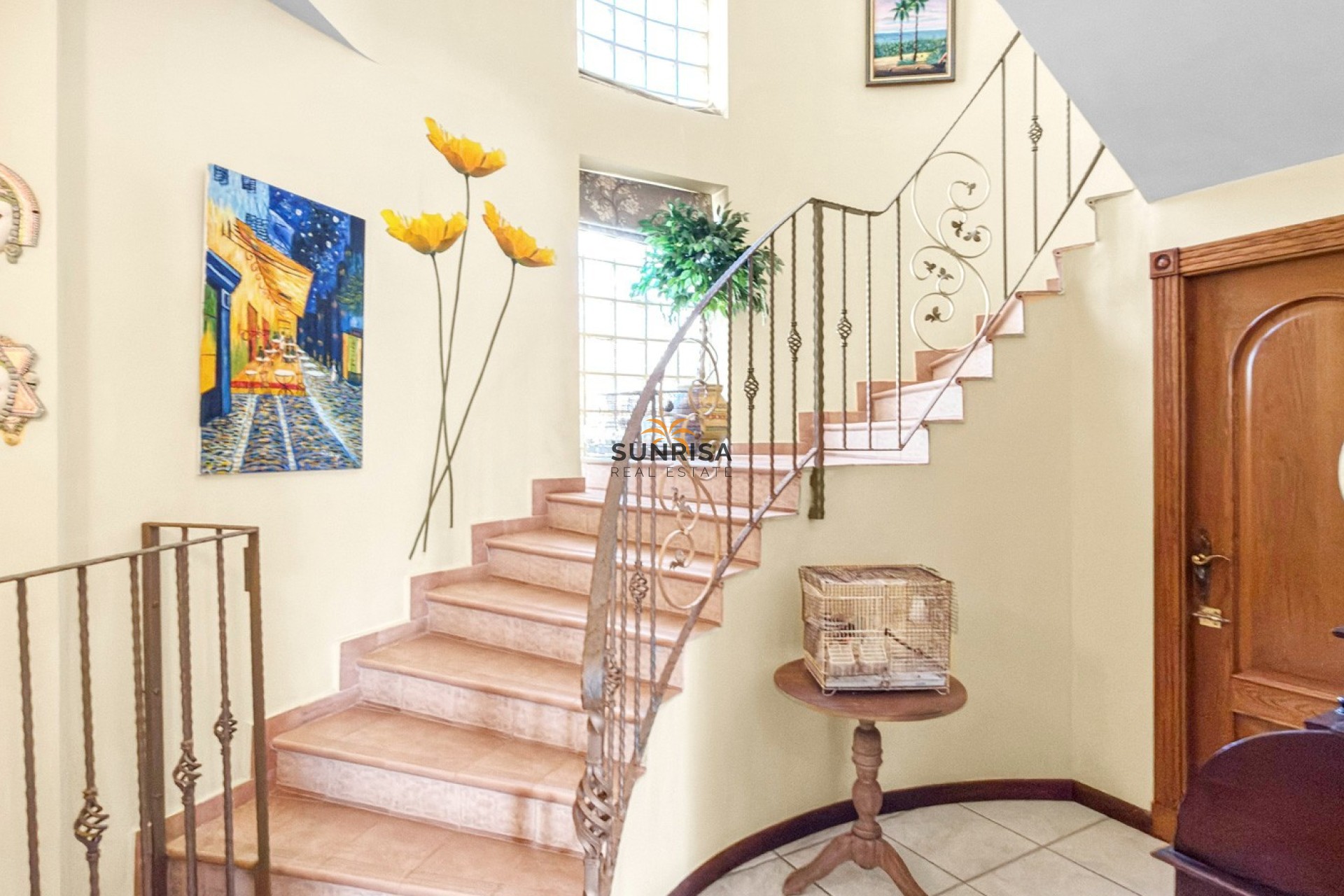 Resale - Villa - Torrevieja