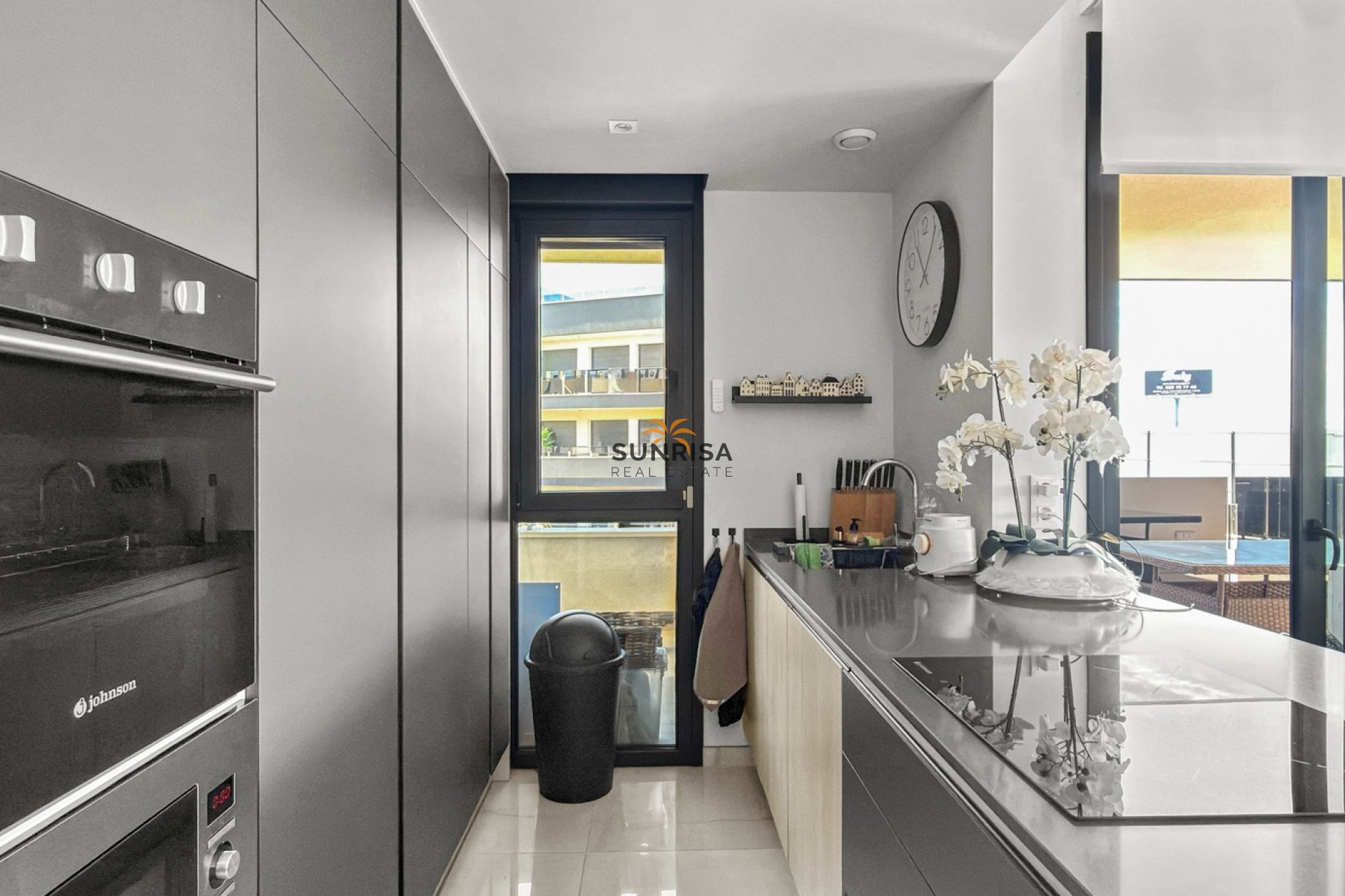 Resale - Apartment - Orihuela Costa