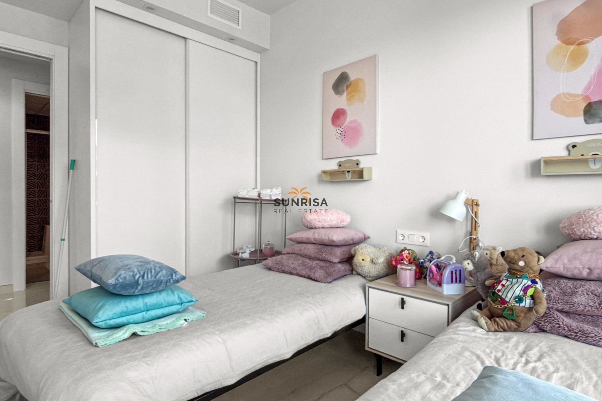 Resale - Apartment - Orihuela Costa