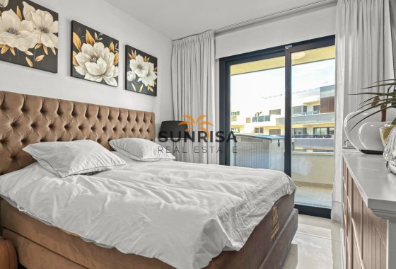 Apartment · Resale - Orihuela Costa · Playa Flamenca · Alicante · Spain