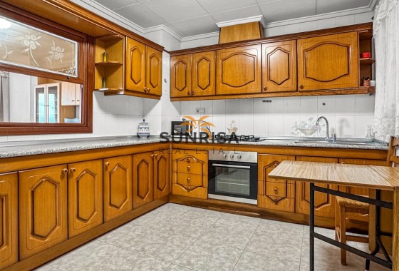 Appartement · Revente - Torrevieja · Playa de los Locos · Alicante · Espagne