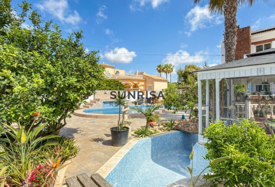 Villa · Reventa - Cuidad Quesada · Alicante · España