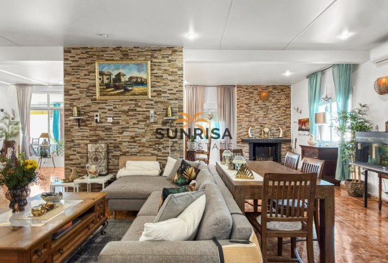 Villa · Reventa - Cuidad Quesada · Alicante · España