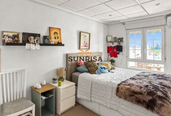 Villa · Reventa - Cuidad Quesada · Alicante · España