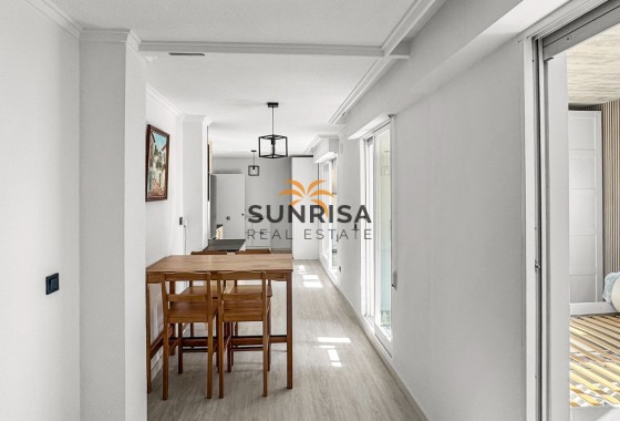 Appartement · Herverkoop - Torrevieja · Centro · Alicante · Spanje