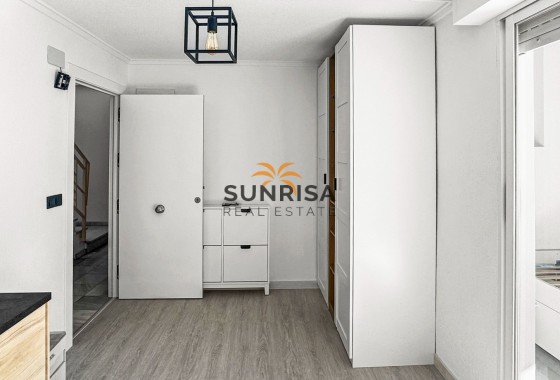 Appartement · Herverkoop - Torrevieja · Centro · Alicante · Spanje