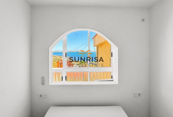 Apartment · Resale - Orihuela Costa · Punta Prima · Alicante · Spain